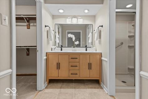 1291 Driftwood Drive Carmel IN 46033
