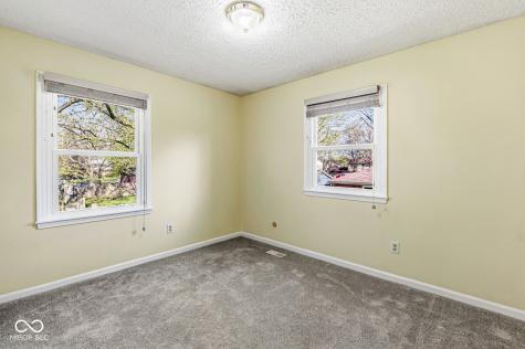 634 Haymount Drive Indianapolis IN 46241