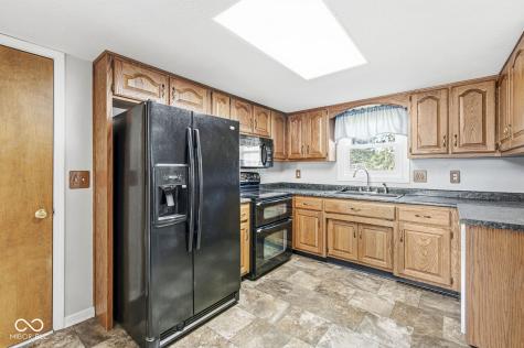 634 Haymount Drive Indianapolis IN 46241