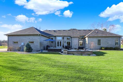 4874 Krestridge Court W Bargersville IN 46106