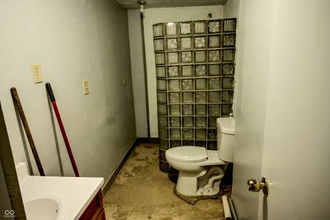 6910 S 175 W Columbus IN 47201