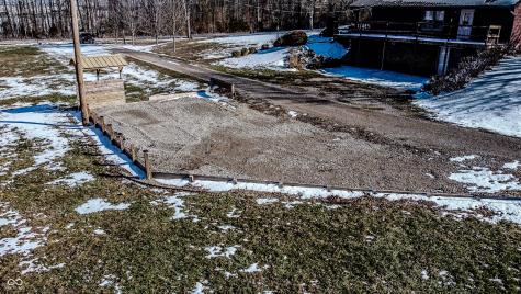 6910 S 175 W Columbus IN 47201