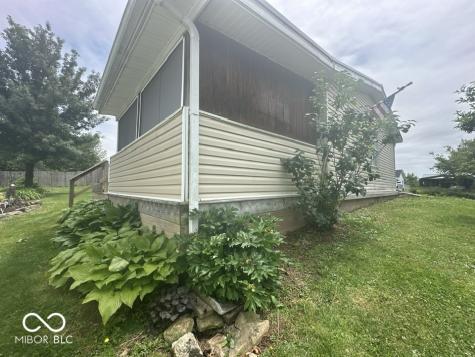 506 Pilgrim Way Salem IN 47167