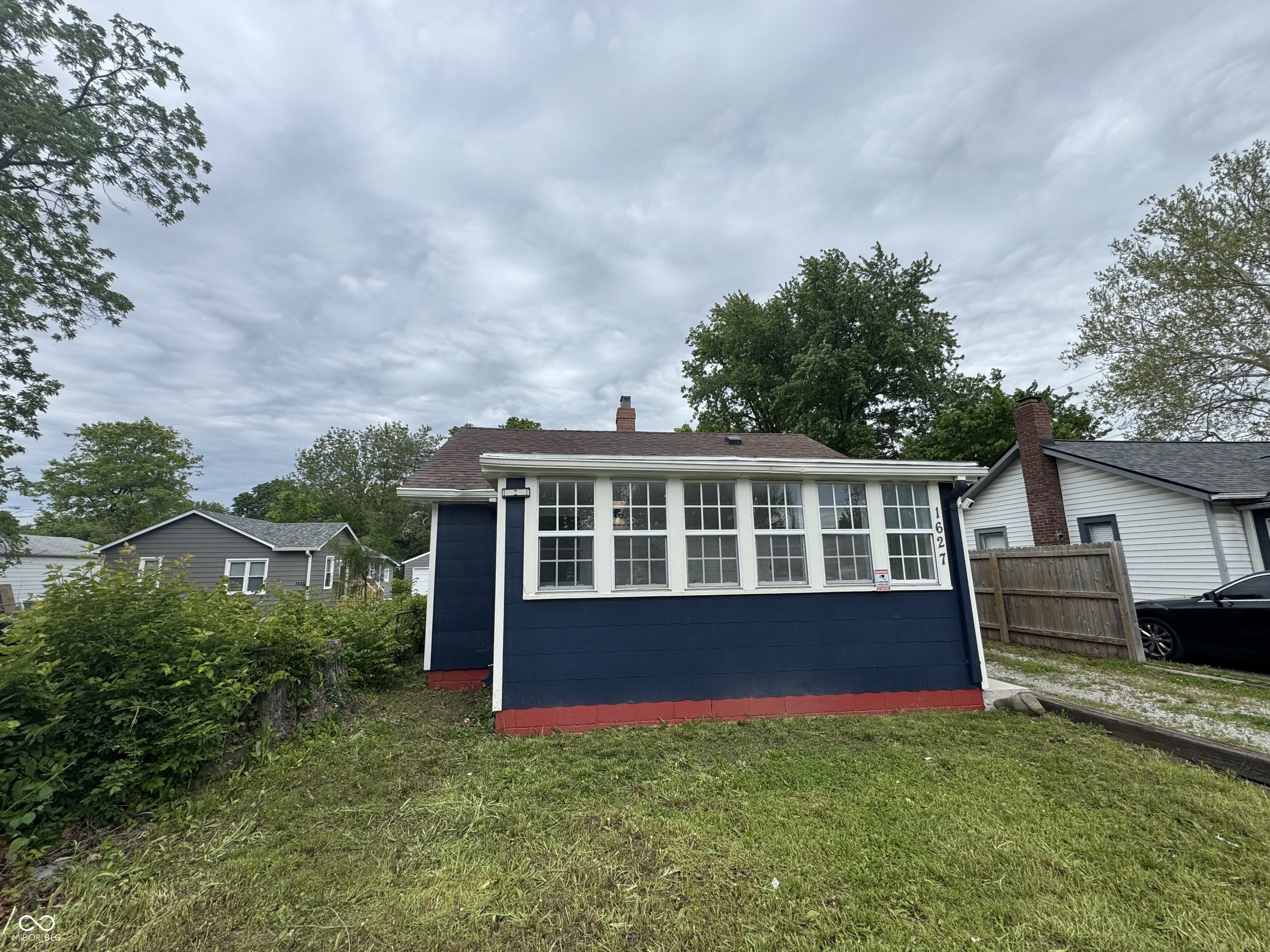 1627 N Berwick Avenue Indianapolis IN 46222