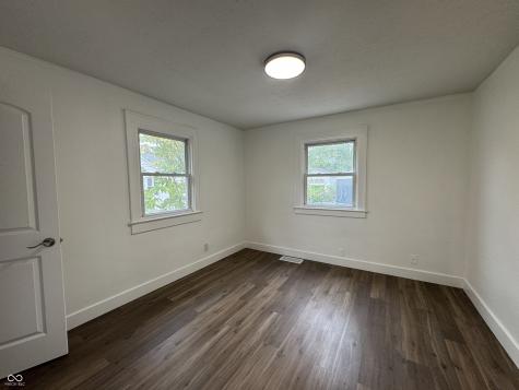 1627 N Berwick Avenue Indianapolis IN 46222