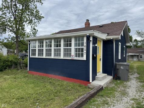 1627 N Berwick Avenue Indianapolis IN 46222