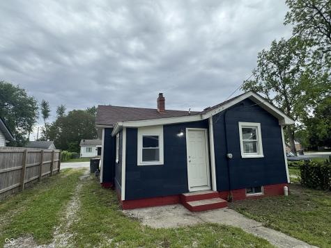 1627 N Berwick Avenue Indianapolis IN 46222