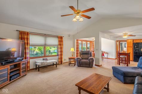 10272 Whitetail Circle Fishers IN 46037