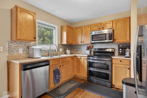 5337 Pelham Way Indianapolis IN 46216