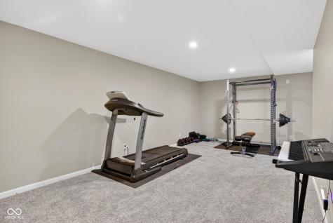 5337 Pelham Way Indianapolis IN 46216