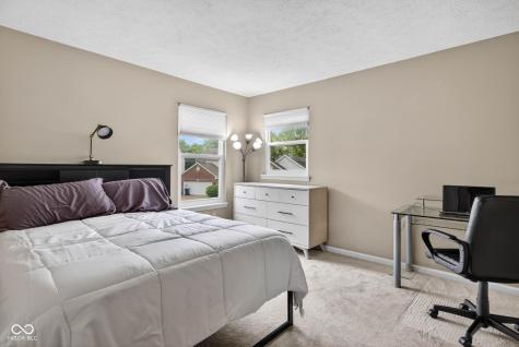 5337 Pelham Way Indianapolis IN 46216