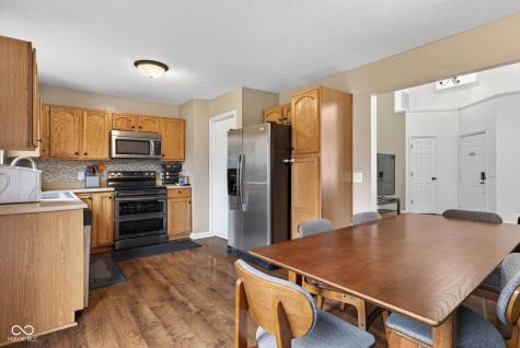 5337 Pelham Way Indianapolis IN 46216