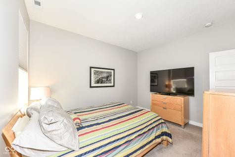 5173 Covington Avenue Mccordsville IN 46055