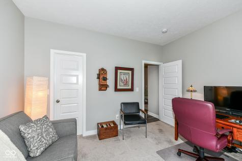 5173 Covington Avenue Mccordsville IN 46055