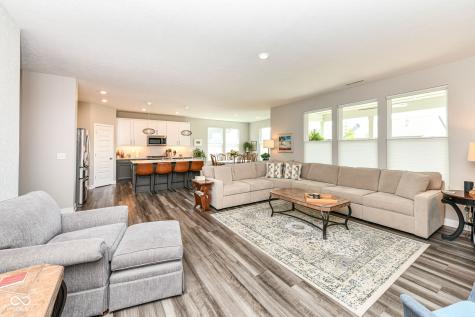 5173 Covington Avenue Mccordsville IN 46055