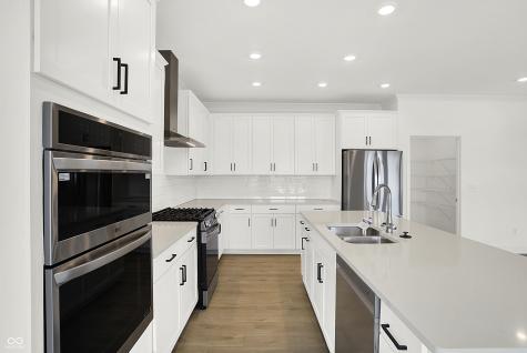 5062 Foxley Park Lane Avon IN 46123