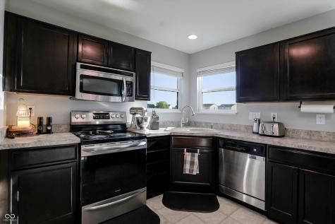 2247 Cedarmill Drive Franklin IN 46131