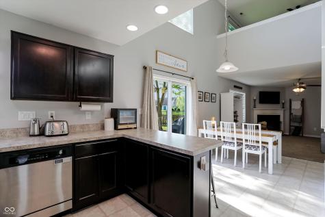 2247 Cedarmill Drive Franklin IN 46131