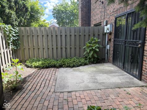 355 E Saint Clair Street Indianapolis IN 46202