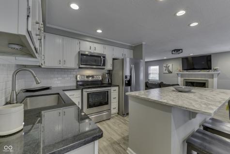 8326 Rock Oak Drive Indianapolis IN 46227