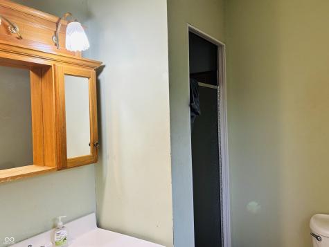 875 W Malone Drive Connersville IN 47331