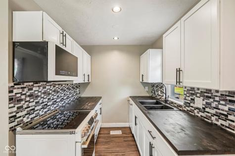 314 S Webster Avenue Indianapolis IN 46219