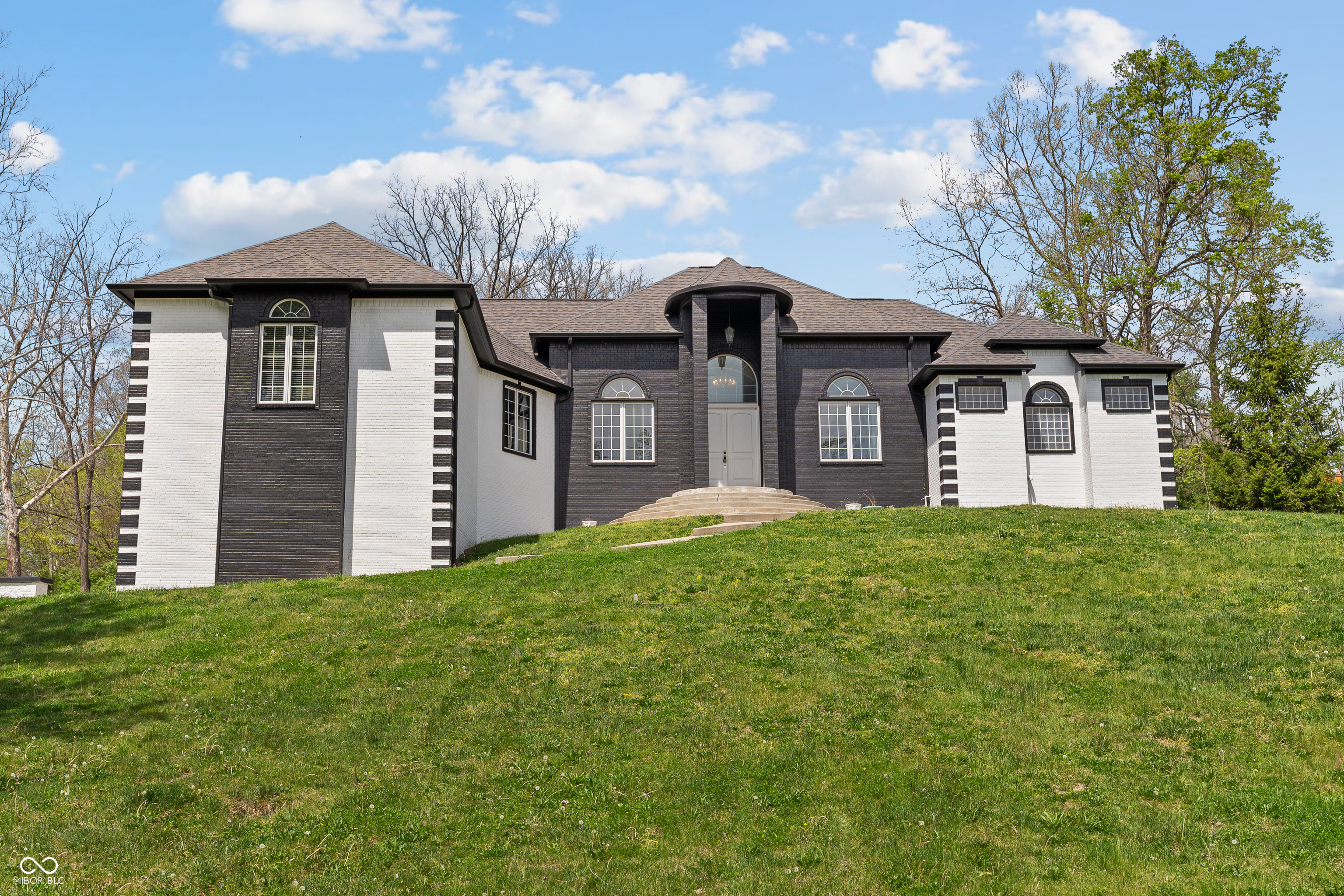 9030 Fall Creek Road Indianapolis IN 46256