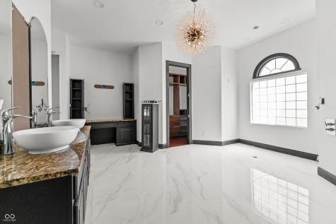 9030 Fall Creek Road Indianapolis IN 46256