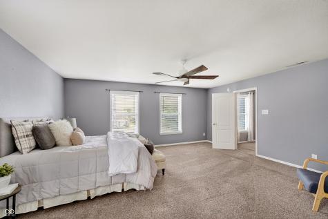 1216 King Maple Drive Greenfield IN 46140