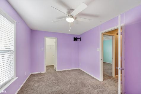 1216 King Maple Drive Greenfield IN 46140