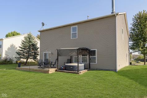 1216 King Maple Drive Greenfield IN 46140