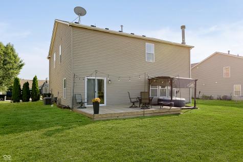 1216 King Maple Drive Greenfield IN 46140