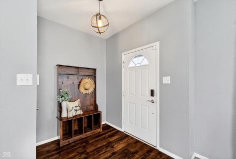 1216 King Maple Drive Greenfield IN 46140