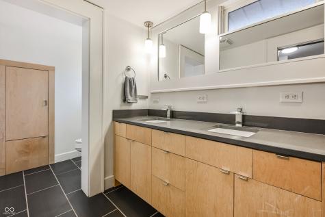 623 E 49th Street Indianapolis IN 46205