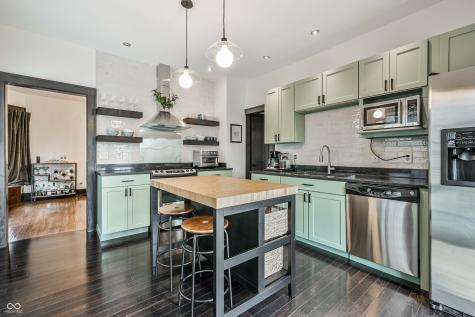 623 E 49th Street Indianapolis IN 46205