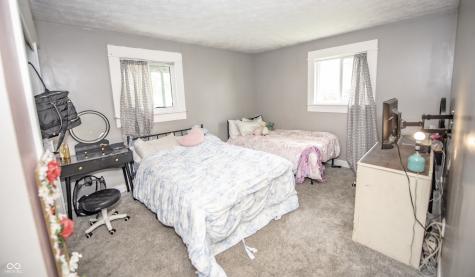 1208 S 500 W New Palestine IN 46163