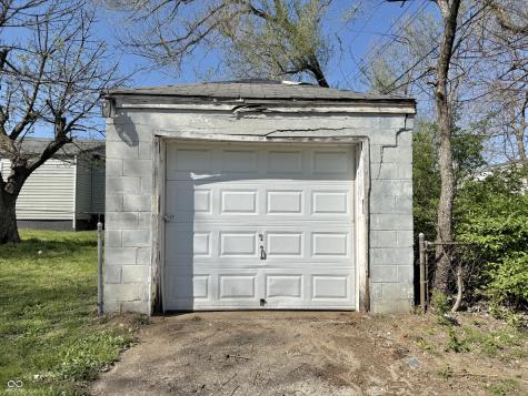 1901 N Holmes Avenue Indianapolis IN 46222