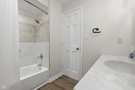 111 Glenwood Lane Fishers IN 46038