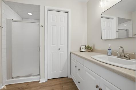 111 Glenwood Lane Fishers IN 46038