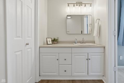 111 Glenwood Lane Fishers IN 46038