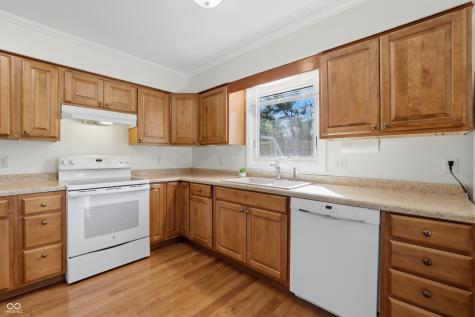 111 Glenwood Lane Fishers IN 46038