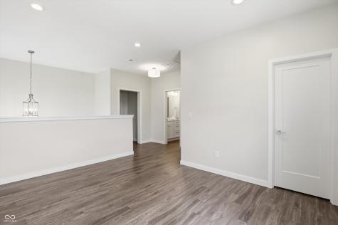 1358 Avondale Drive Westfield IN 46074