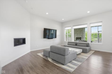 1358 Avondale Drive Westfield IN 46074