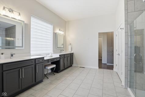 1358 Avondale Drive Westfield IN 46074