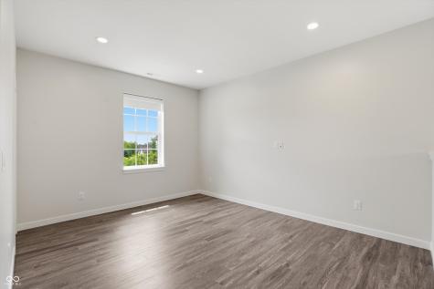1358 Avondale Drive Westfield IN 46074