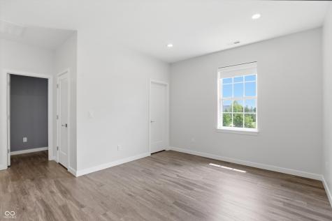 1358 Avondale Drive Westfield IN 46074