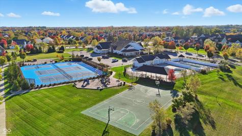 1358 Avondale Drive Westfield IN 46074