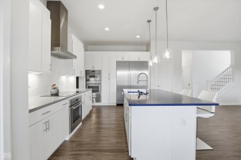 1358 Avondale Drive Westfield IN 46074