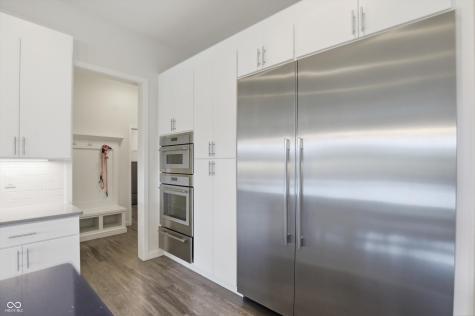1358 Avondale Drive Westfield IN 46074