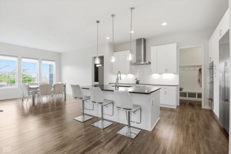 1358 Avondale Drive Westfield IN 46074